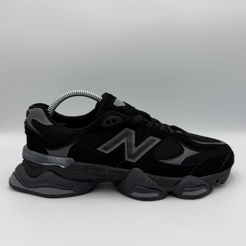 New Balance 9060 черен модел – модерен стил