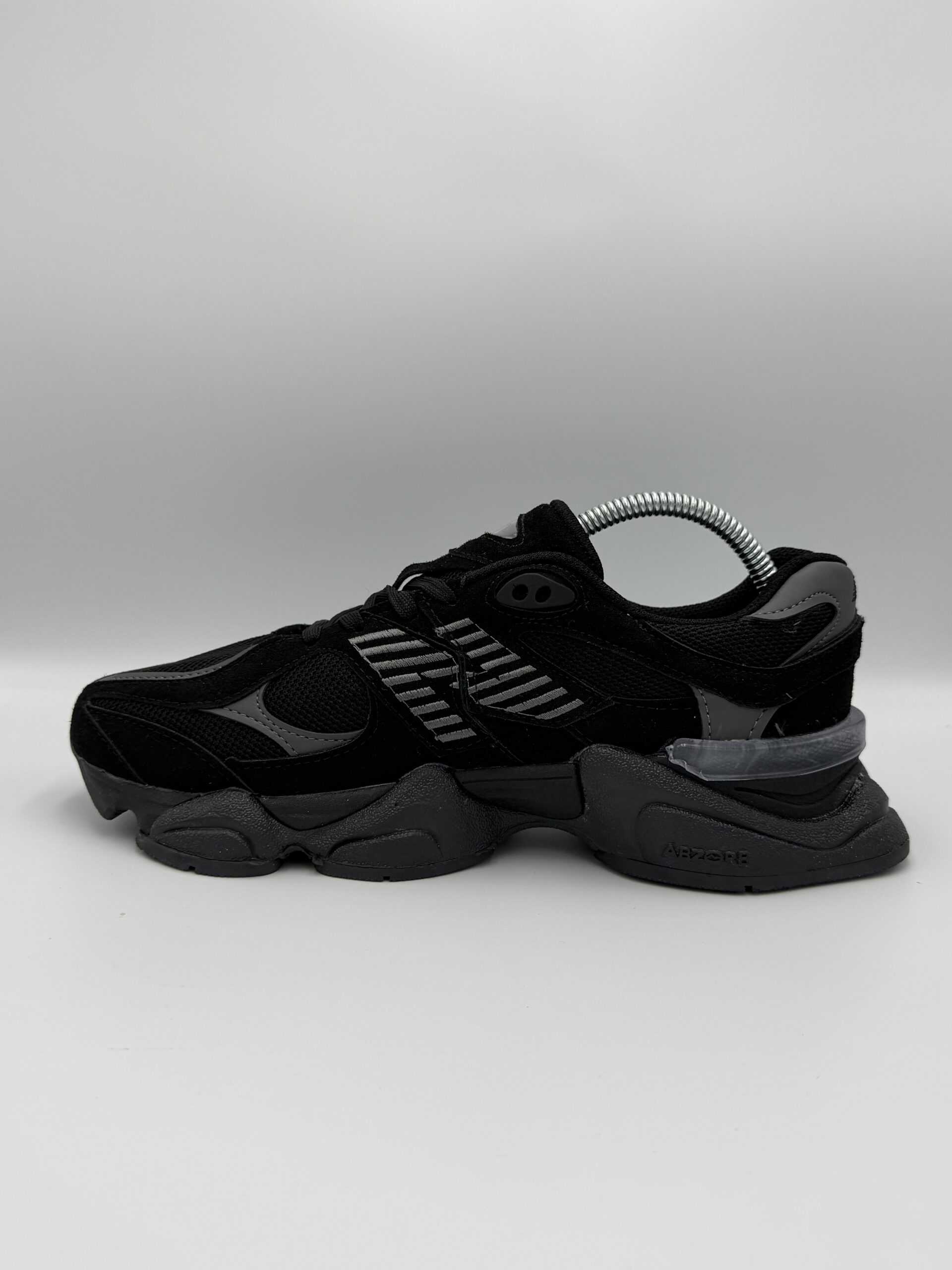 New Balance 9060 черен модел – модерен стил - Image 2