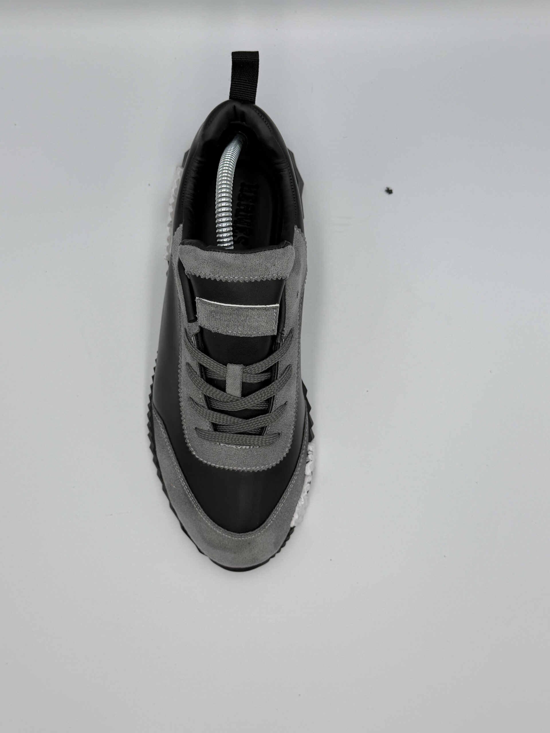 Hermès черно-сив модел – стил и класа - Image 3