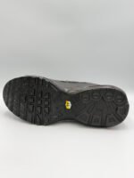 Nike Air Max Plus - Иконата на стила и комфорта - Черно - Image 5