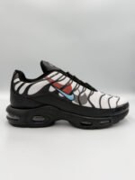 Nike Air Max Plus - Динамичен контраст (Бяло/Черно)