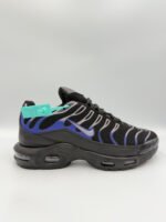 Nike Air Max Plus - Динамичен контраст (Синьо/Черно)