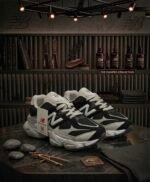 New Balance  – Black White - Image 2