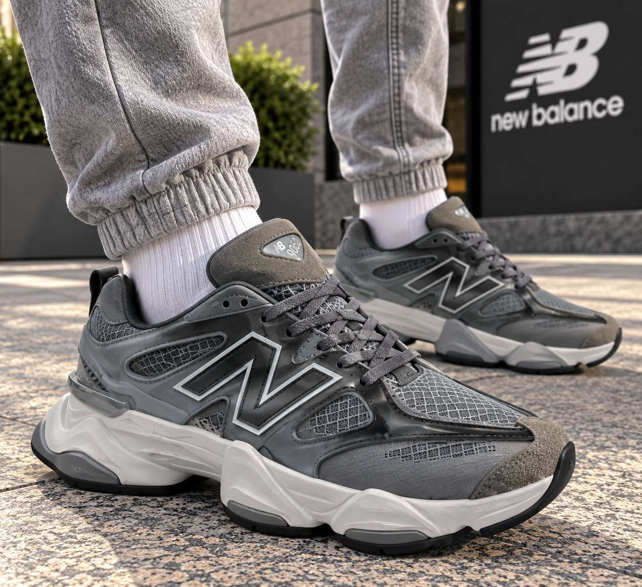 361c62ae-63a9-4784-87f1-a107df158c19 Мъжки маратонки New Balance 9060 в сиво и графит - Image 1