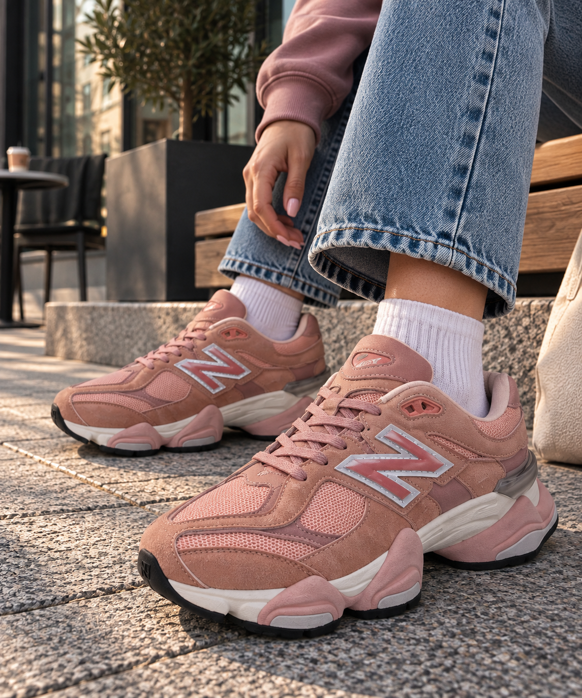 83c84a5e-fe88-4e71-aa4c-14d4961bbd4f Дамски маратонки New Balance 9060 – розови - Image 1