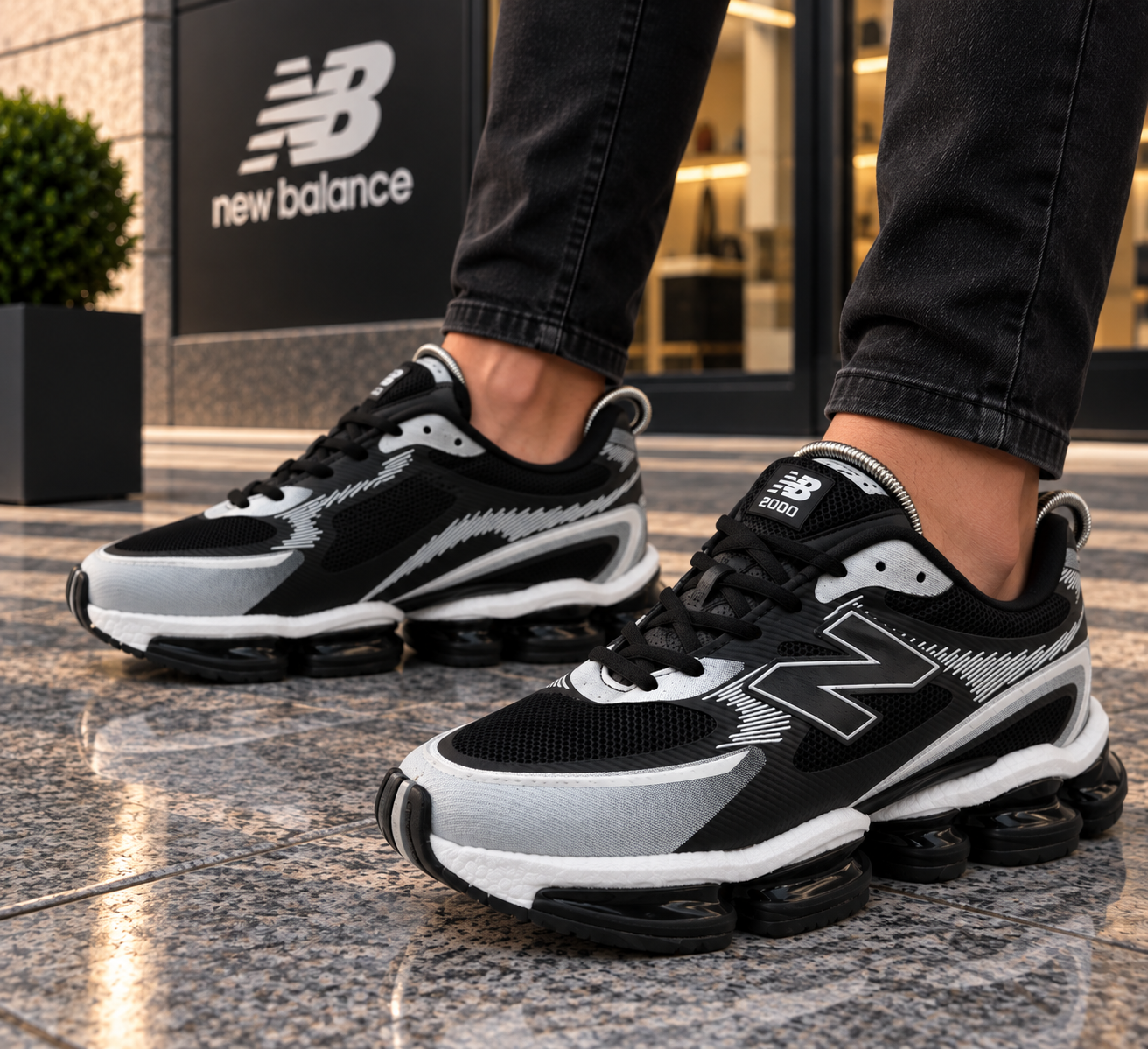 926cb21c-f4b4-4ee3-ae04-887fc0e0b5c4 Мъжки маратонки New Balance 2000 – черно и бяло - Image 1